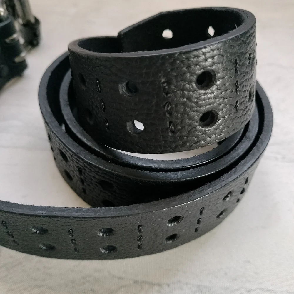 Brighton  Honest  Sz 34 Men's Black Hand Tooled Studded Leather Belt M70743 TAG
